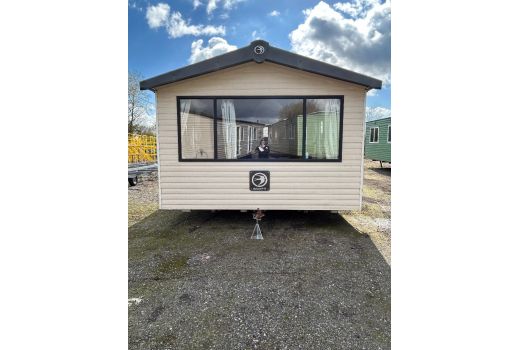 SWIFT FAMILY RETREAT 38X12 3BED REF: B2614