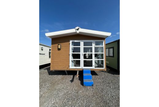WILLERBY SKYLINE 40X13 2BED REF: C2680