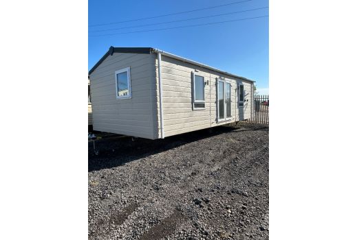 LOVE HOLIDAY HOMES SITE OFFICE / DAY ROOM 28X12