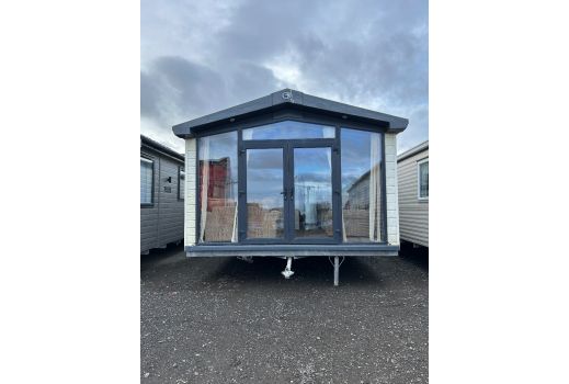 SWIFT CHAMPAGNE LODGE 40X13 2BED REF: C2440